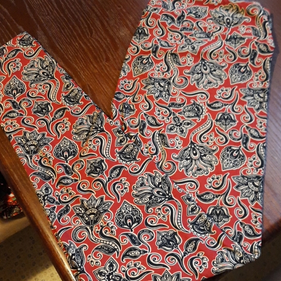 LuLaRoe Pants - BNWT Lularoe leggings TC